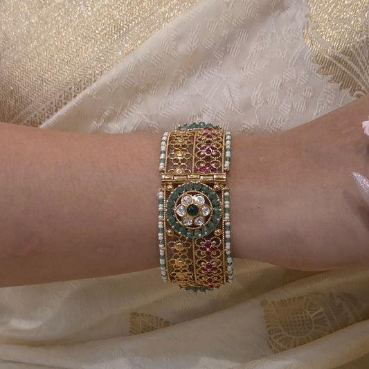 Ramaya antique gold bangle