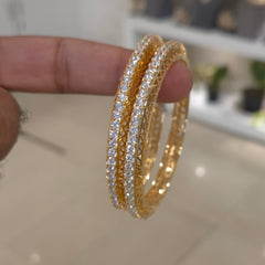 Vasudha single line bangle