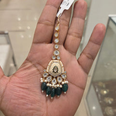 Aaruni polki maangtikka