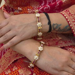 Saman antique polki bangles