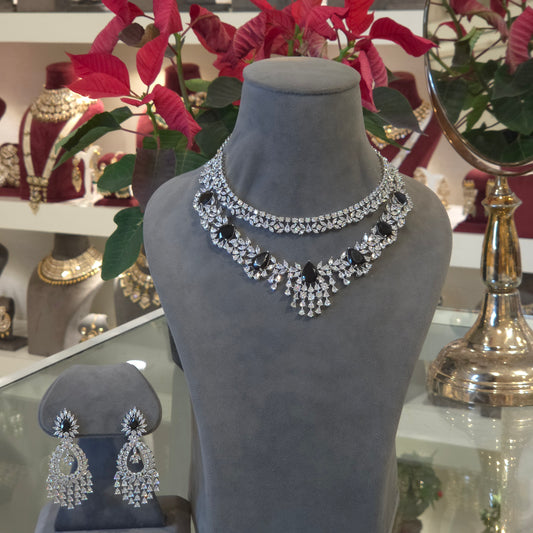 Brazel Ad necklace set