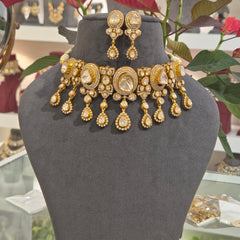 Rishu polki choker set