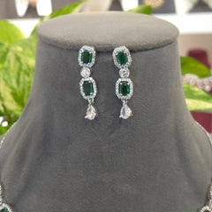 Dazy Ad necklace set
