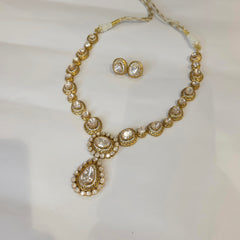 Veena moissanite set