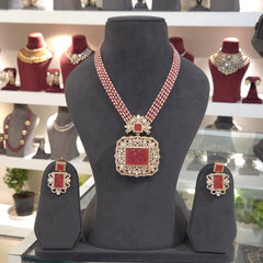 Tarana sroski pendent set