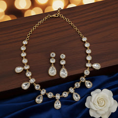 Nyra moissanite choker