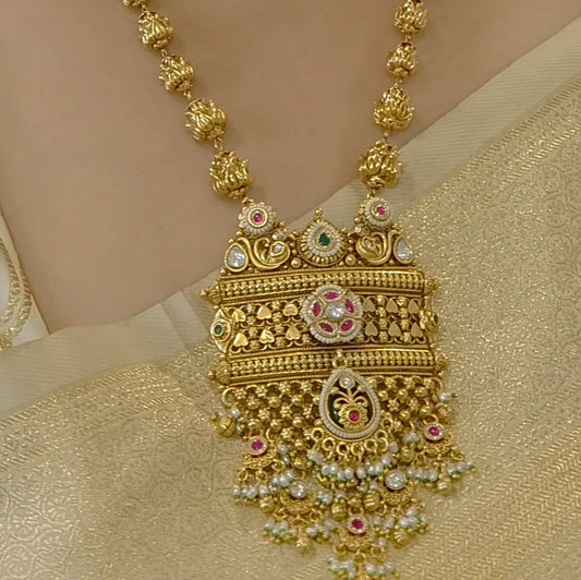 Raghvi antique golden set
