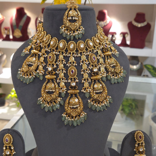 Smitha antique designer set