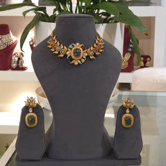 Sartaj designer choker