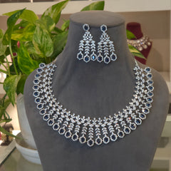 Zoya Ad necklace set