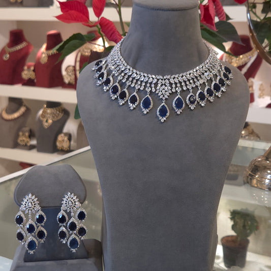 Urvi Ad necklace set