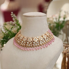 Indali Polki Neckline Set