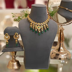 Ekta Necklace Set