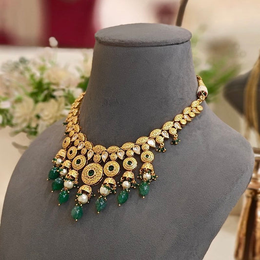 Ekta Necklace Set