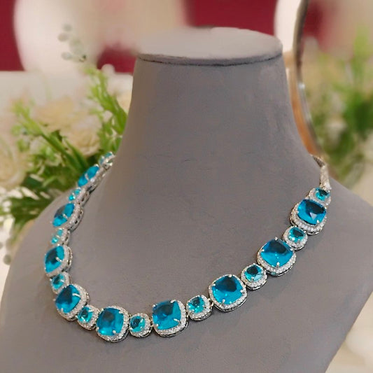 Riva Aqua neckline set