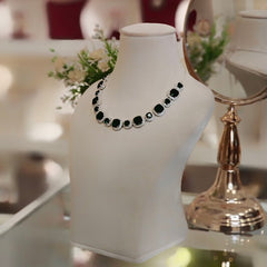 Riva emerald green neckline set
