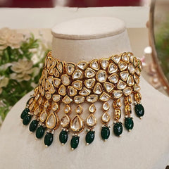 Pallavi kundan choker set