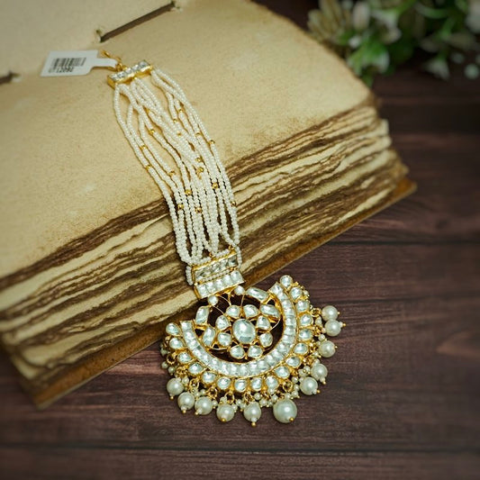 Shivika Kundan Tikka