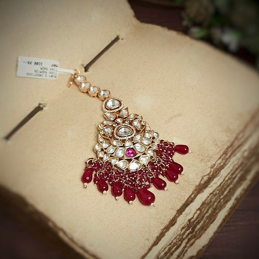 Aadal Maroon Polki Maangtikka