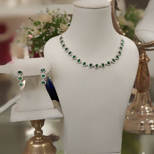 Reva Green Neckline set