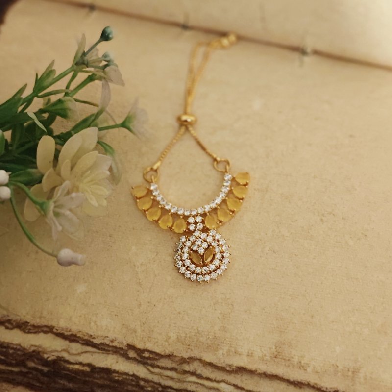 Varsha yellow zirconia Necklace