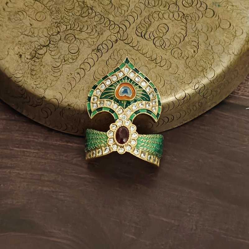 shyama green mukut