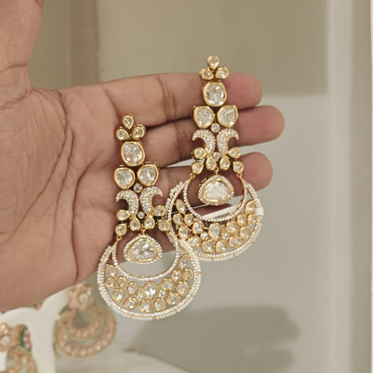 Anaiba polki chaandbali (Pearls)