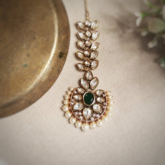 Arpan kundan Tikka (Green)