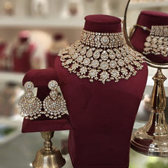 Aniketa Polki bridal set