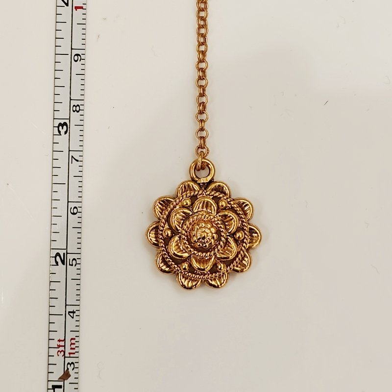 Esha Golden Tikka
