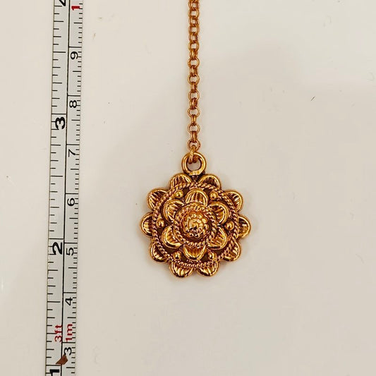 Esha Golden Tikka
