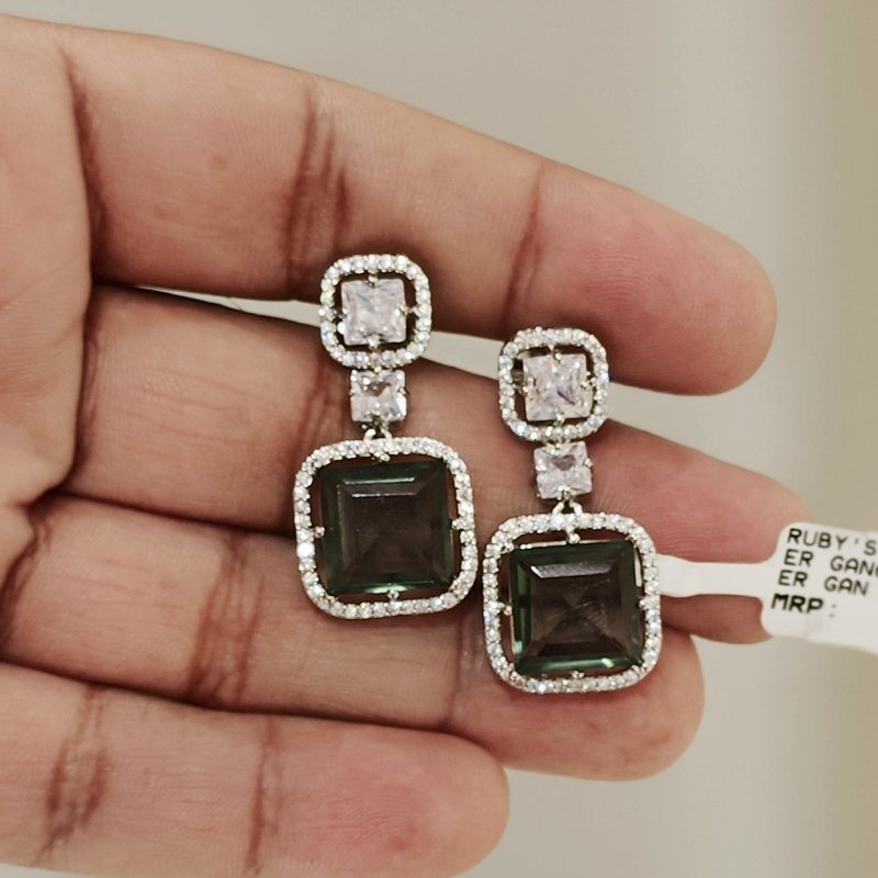 Hetil Ad earrings