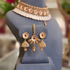 Sumedha Golden choker Set