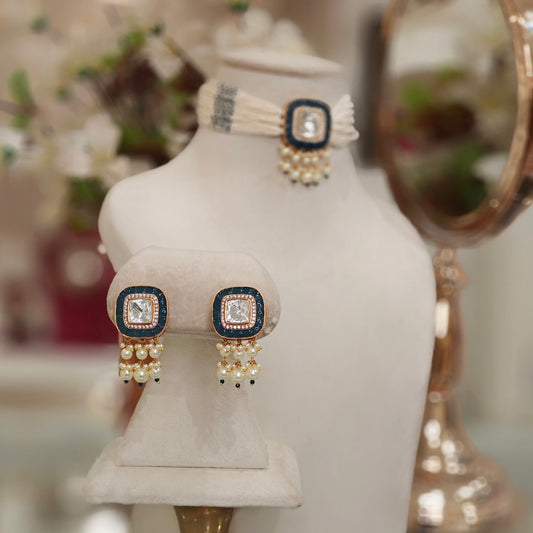 Aasvi Polki Choker Set (blue)