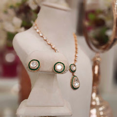 Aapsara Moissanite Polki Necklace set (green)