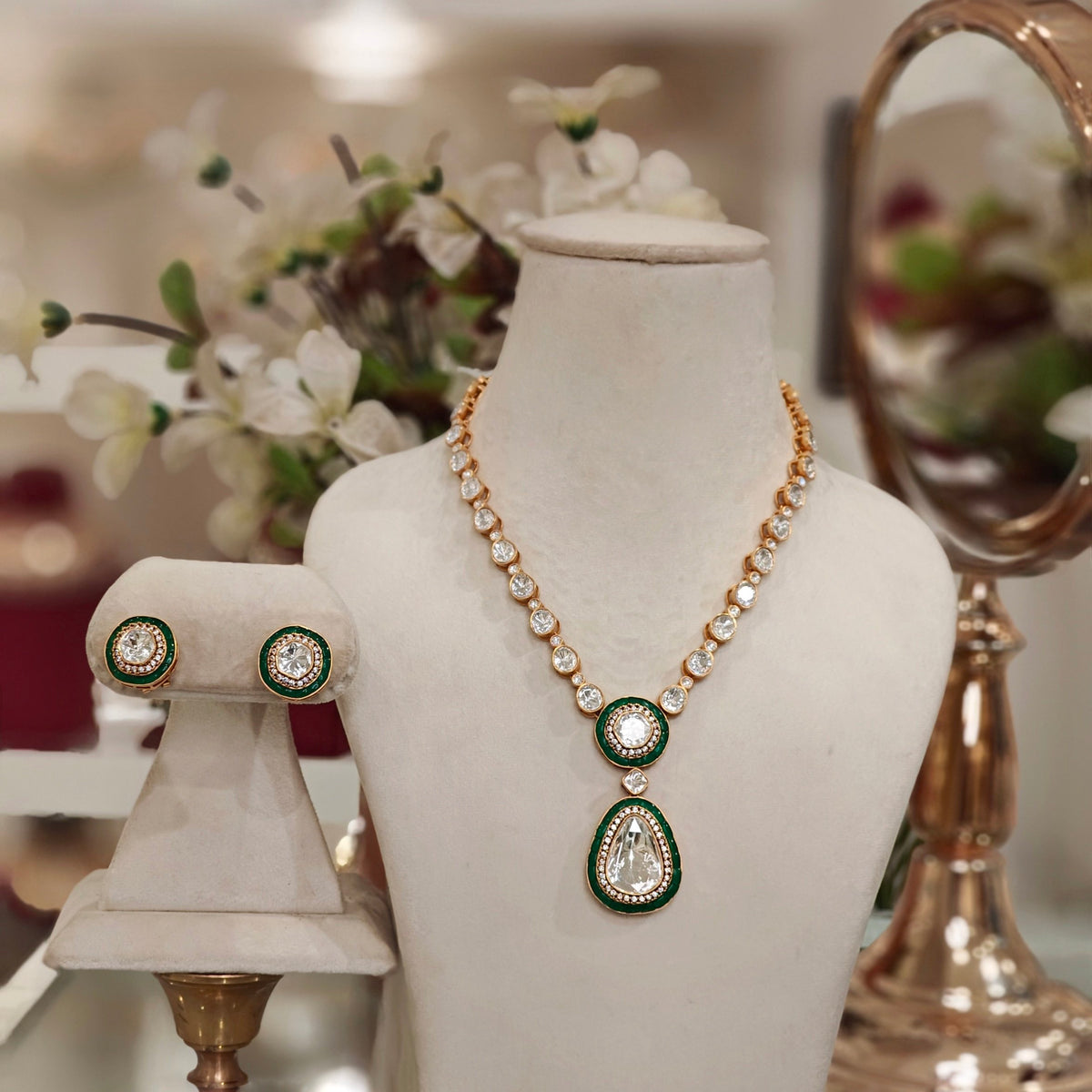 Aapsara Moissanite Polki Necklace set (green)