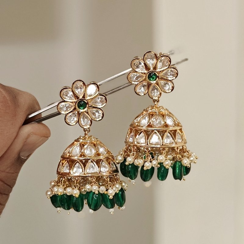 Anushka Polki Jhumki (Emerald green)