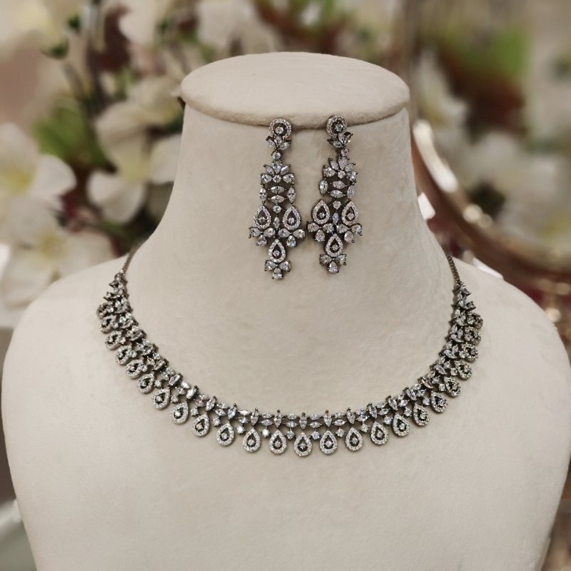 Rasika AD Necklace Set (black)