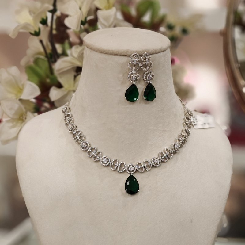Charu AD Necklace Set (Green)