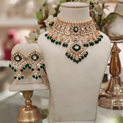 Karmanya Polki Choker Set (green)