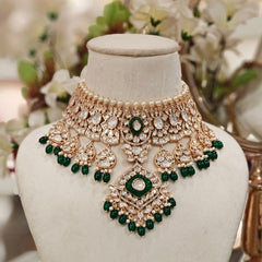 Karmanya Polki Choker Set (green)