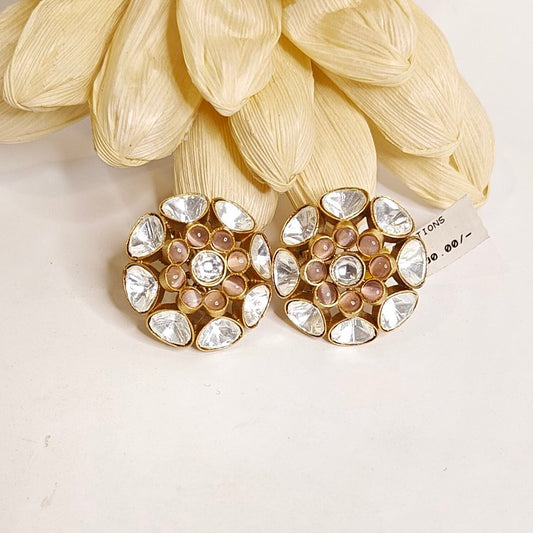 Hezal moissanite polki studs (peach)