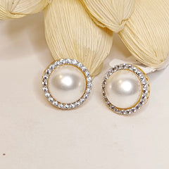 Moila pearl studs