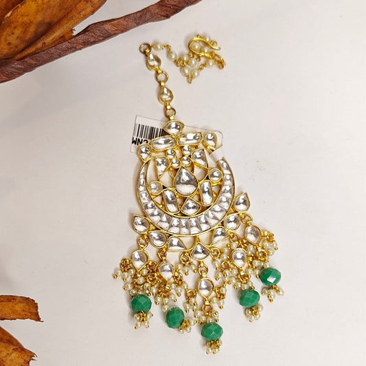 Anchita paachi kundan tikka (Green)
