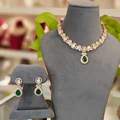 Bella pendent neklace set