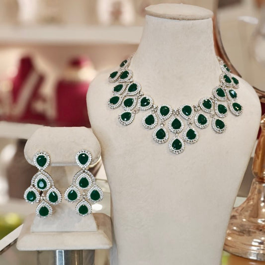 Caila Green Necklace set