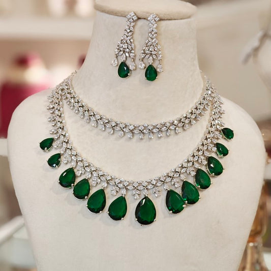 Nadia Green Necklace set