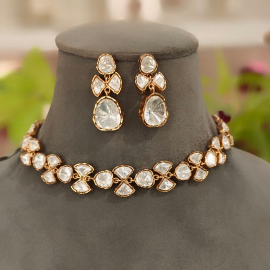 Ratti uncut polki neckline set