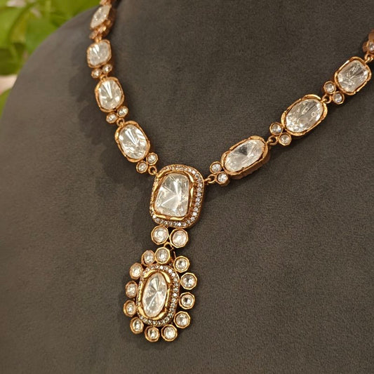 Anesha Uncut Polki Neckline Set