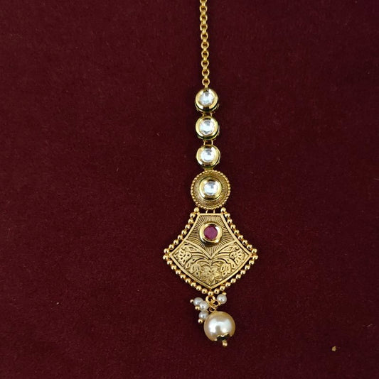 Aparna antique kundan Tikka